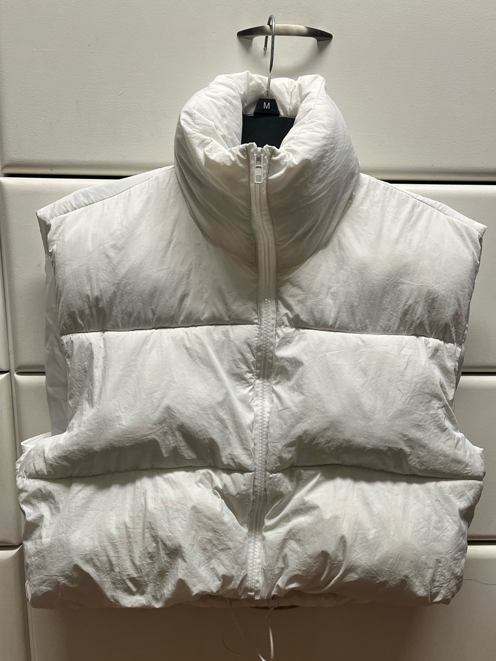Girl’s XXL White Cropped Puffer Vest Adjustable Cinch Waist Zip